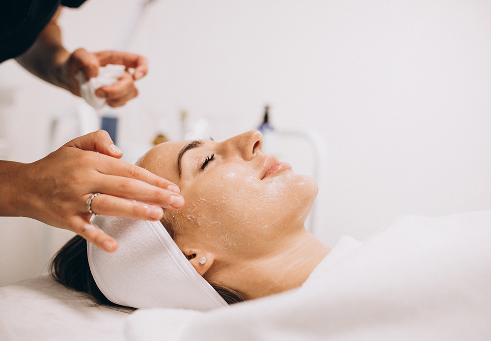 Revisión dermatologica - Clínica DKF - El Viso de Madrid