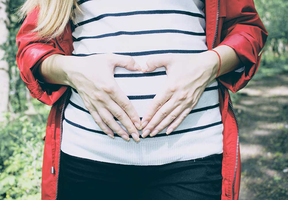 La importancia de la higiene bucal durante el embarazo - Unidad de Odontología - Clínica DKF